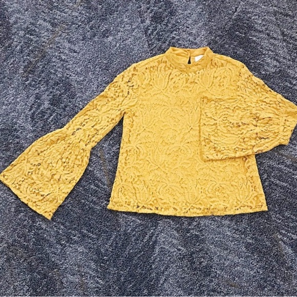 VILA Yellow Lace Long Bell Sleeve Blouse M NWOT - Picture 10 of 16